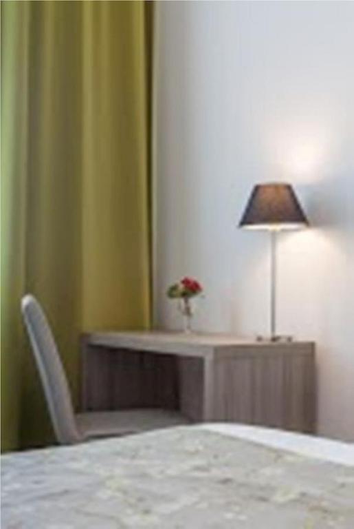 לה רושל Hotel Atlantic מראה חיצוני תמונה